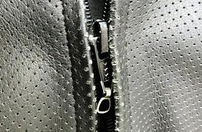 close look of a zip